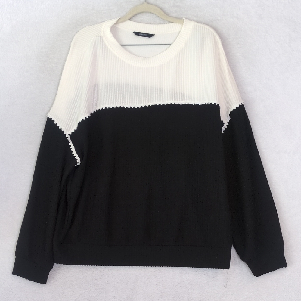 DOKOTOO Women's Black & White Whimsigoth Long Sleeve Shirt‎ Size L